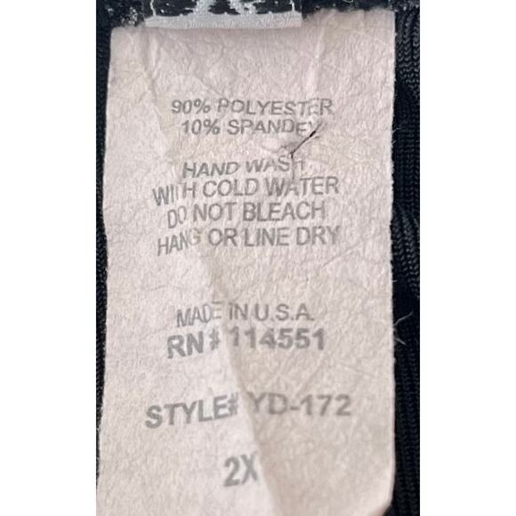 YUMMY PLUS SCOOP NECK MIDI A-LINE WAIST DRESS, WOMENS, 2X, BLACK W/PURPLE FLORAL - Picture 10 of 10